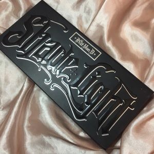 Kat Von D Shade + Light Contour Palette
